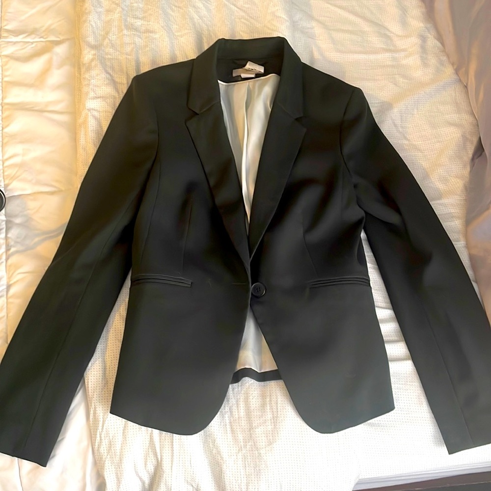 Dark green fitted H&M blazer